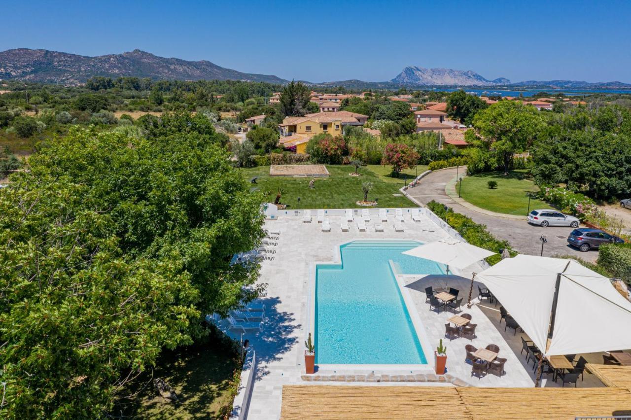 Hotel Le Mimose San Teodoro  Esterno foto