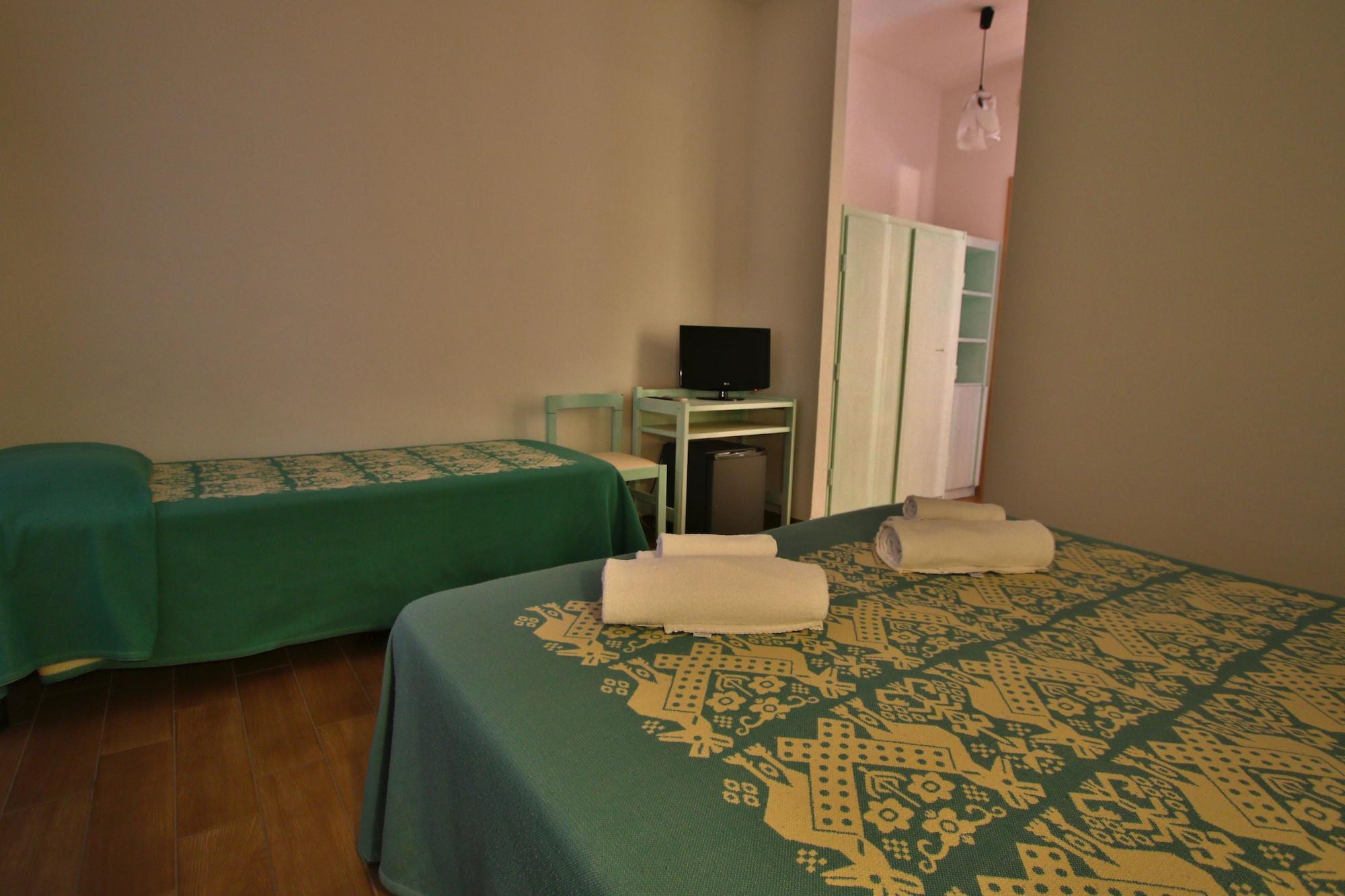 Hotel Le Mimose San Teodoro  Esterno foto