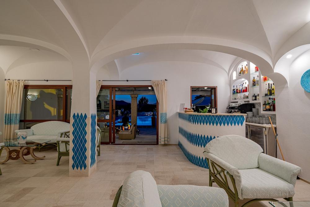 Hotel Le Mimose San Teodoro  Esterno foto